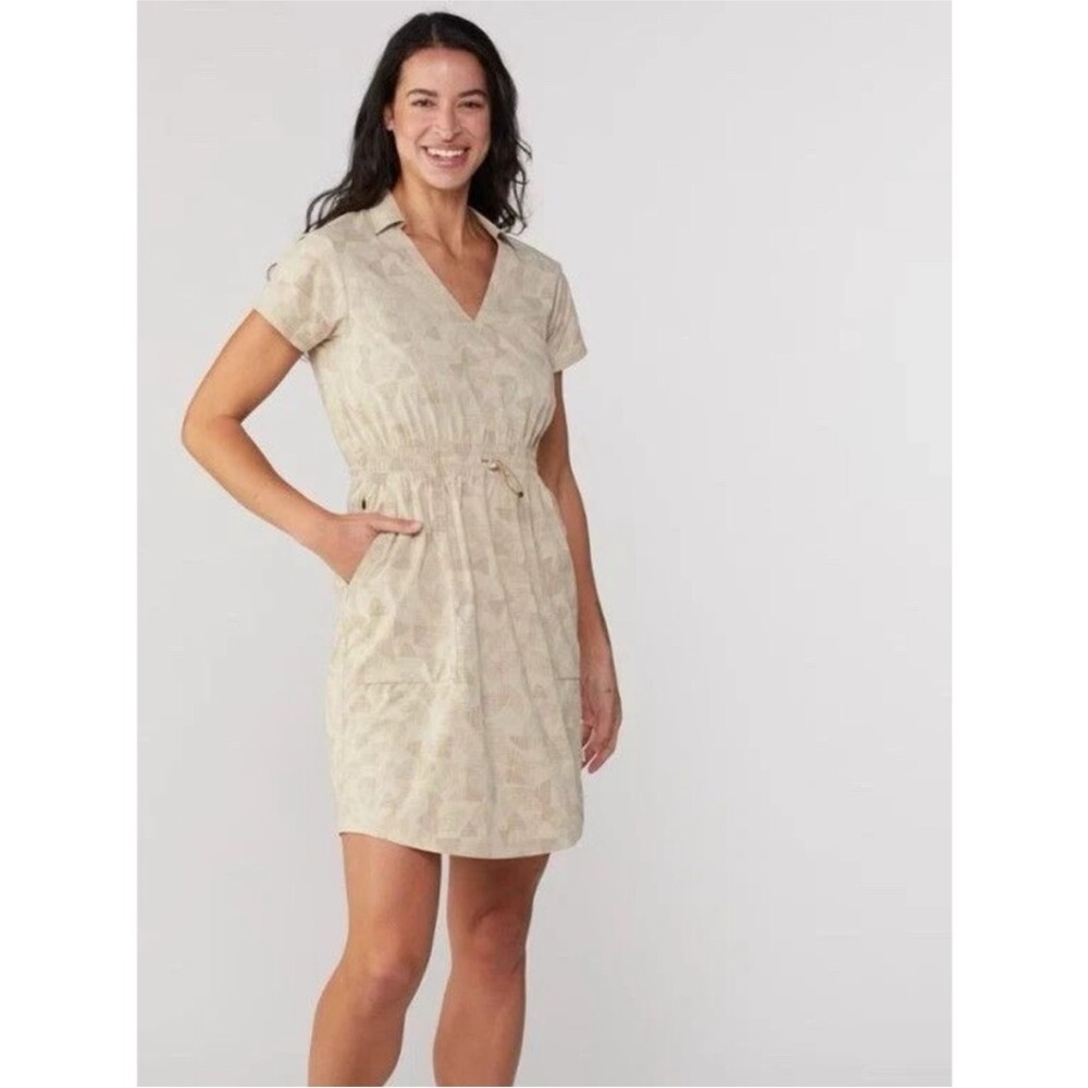 REI Co-op Trailmade Dress Medium Tan Abstract Hiking Travel Outdoor Pockets